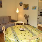 2 Pieces Calme, Proche Plage, Animaux Acceptes, Parking Prive - Fr-1-780-50 * Sainte-Maxime